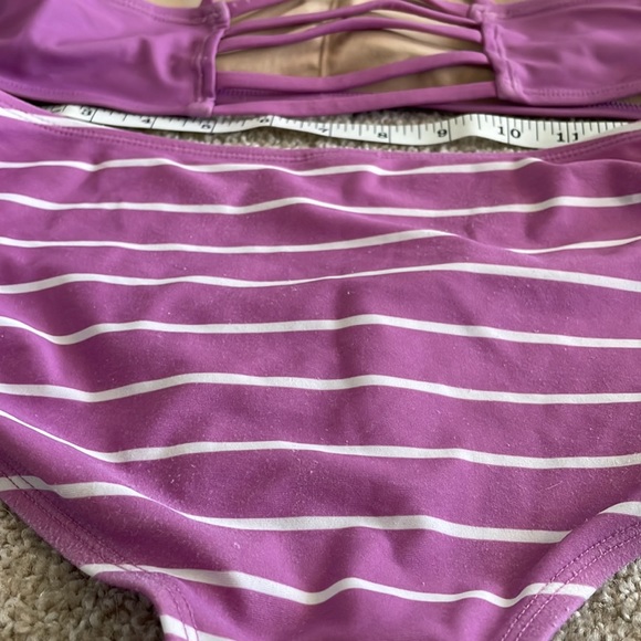 Old Navy, Two Piece Bikini, Size Medium - Picture 5 of 5
